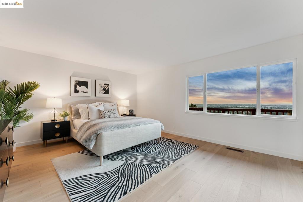 LINCOLN HEIGHTS - Residential