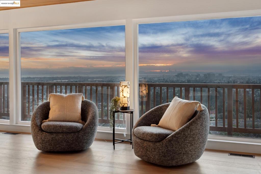 LINCOLN HEIGHTS - Residential