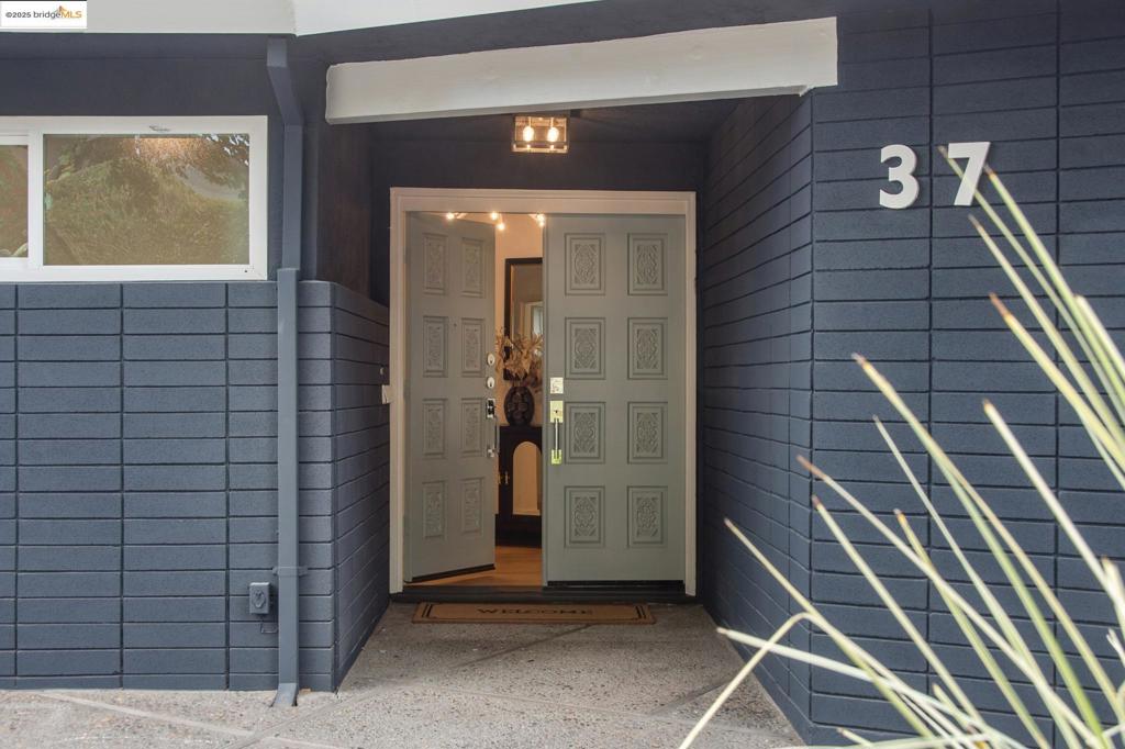 LINCOLN HEIGHTS - Residential