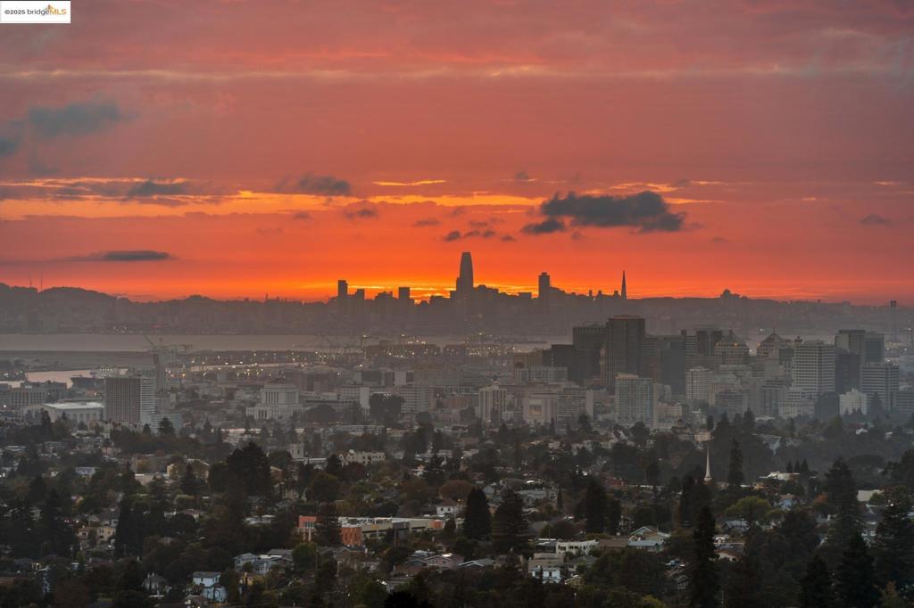 LINCOLN HEIGHTS - Residential