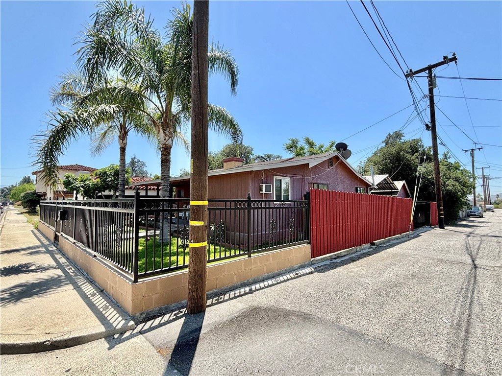 16739 upland