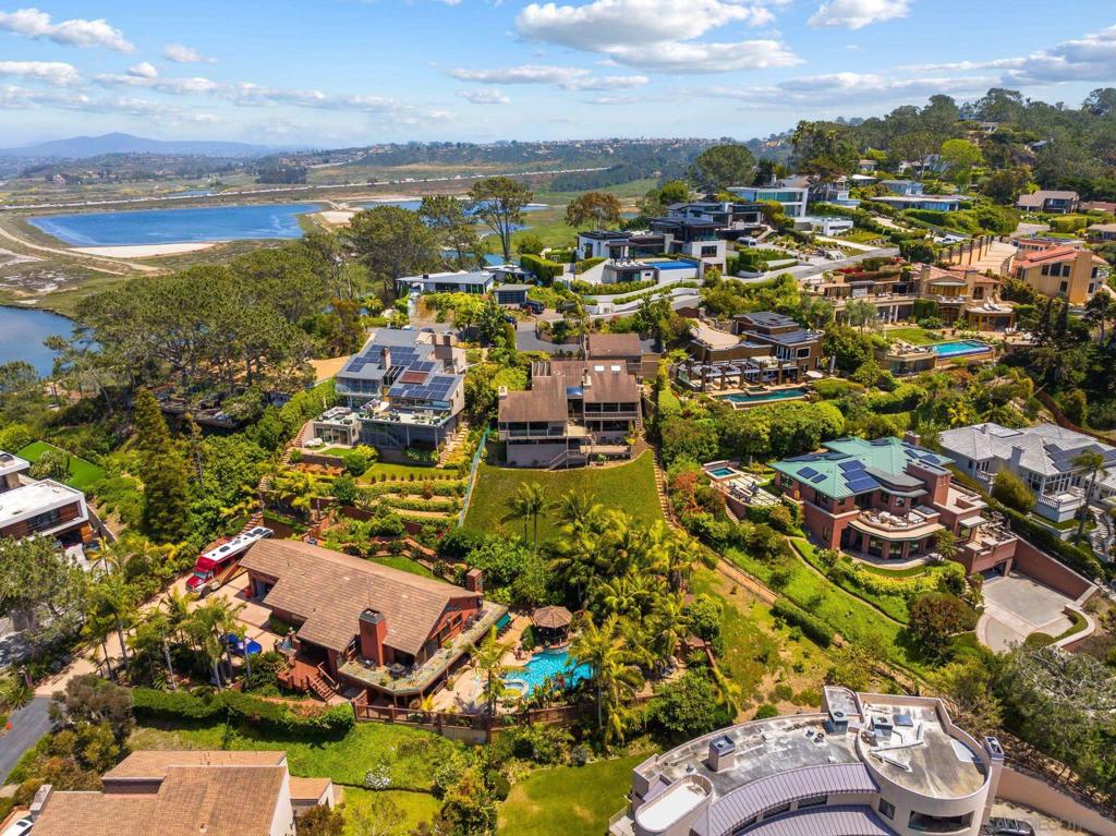 Del Mar - Residential