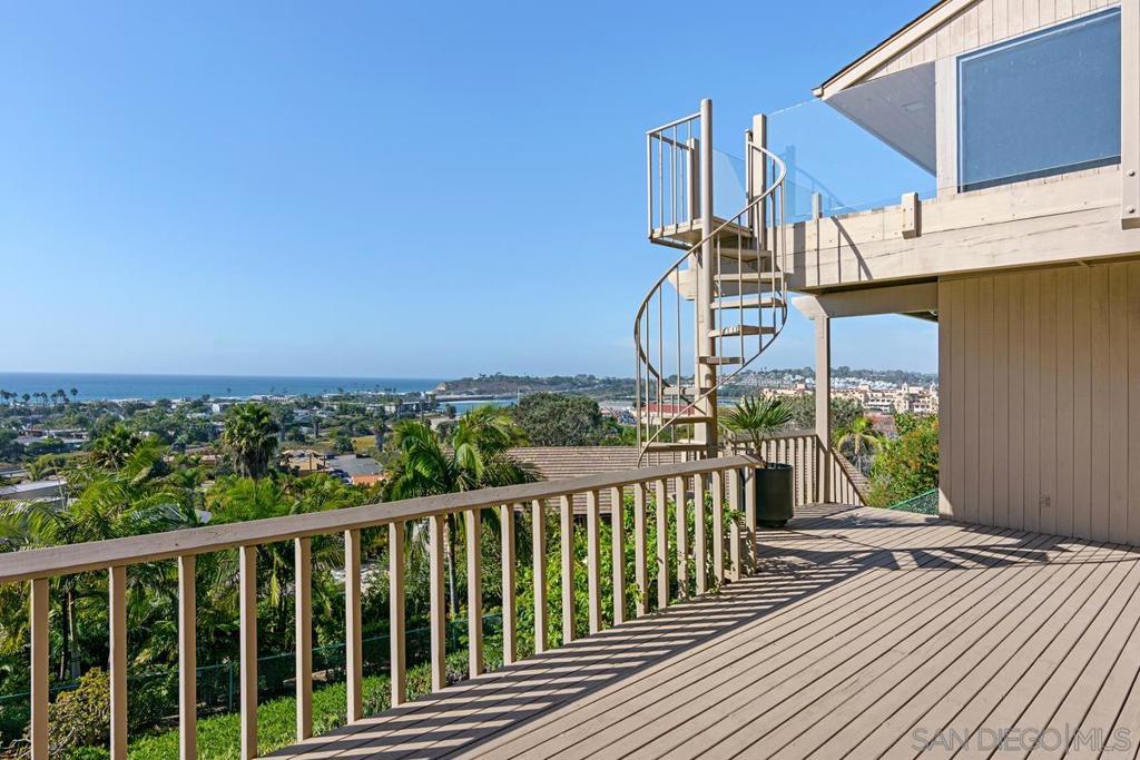 Del Mar - Residential