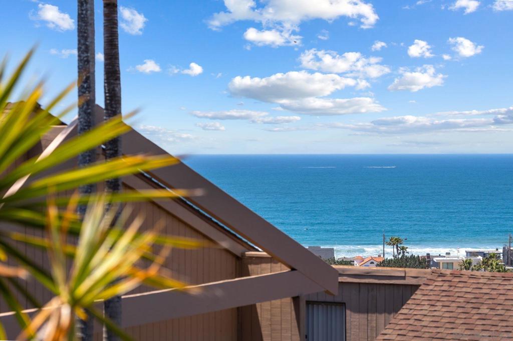Del Mar - Residential