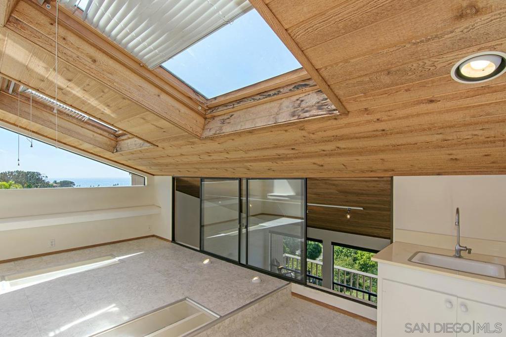 Del Mar - Residential