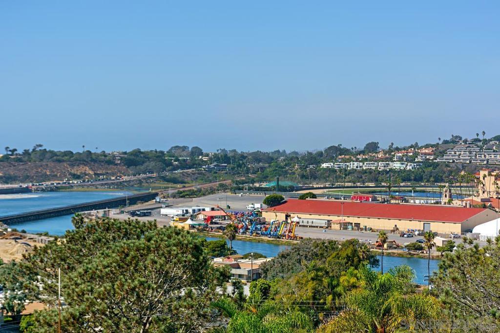 Del Mar - Residential