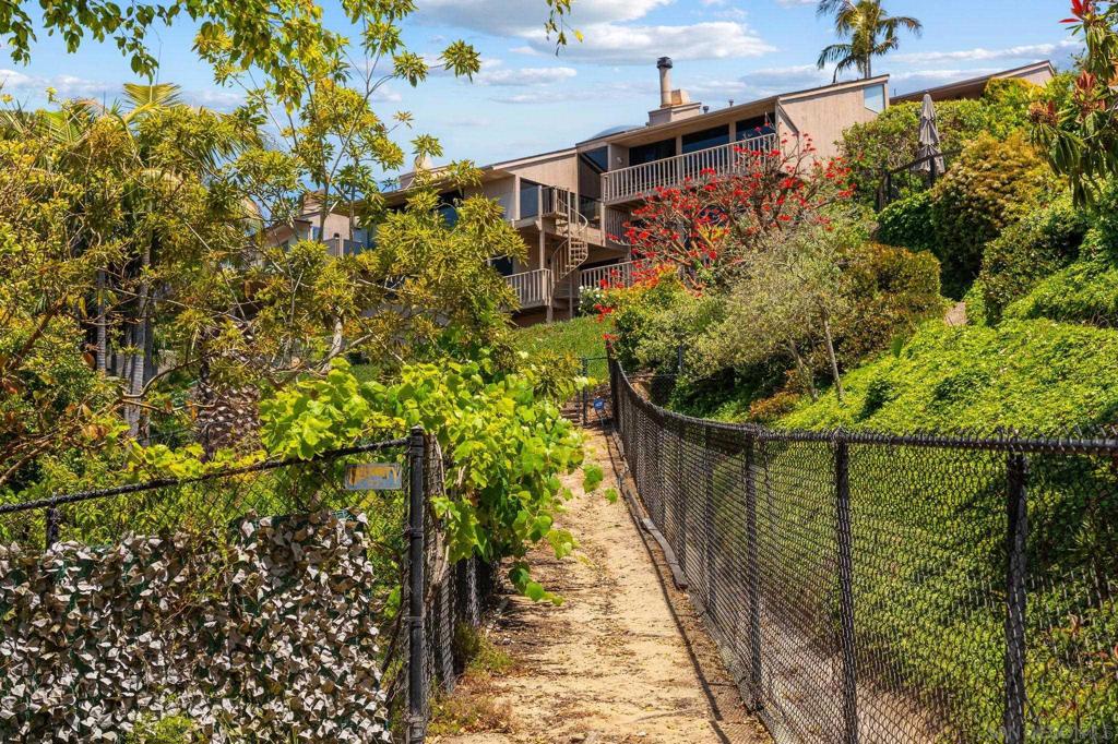 Del Mar - Residential