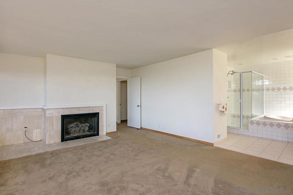 Del Mar - Residential