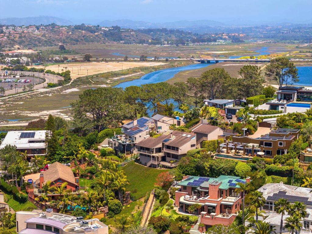 Del Mar - Residential