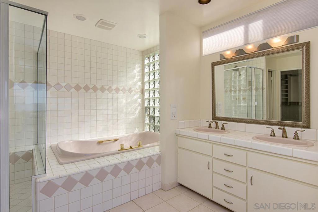 Del Mar - Residential