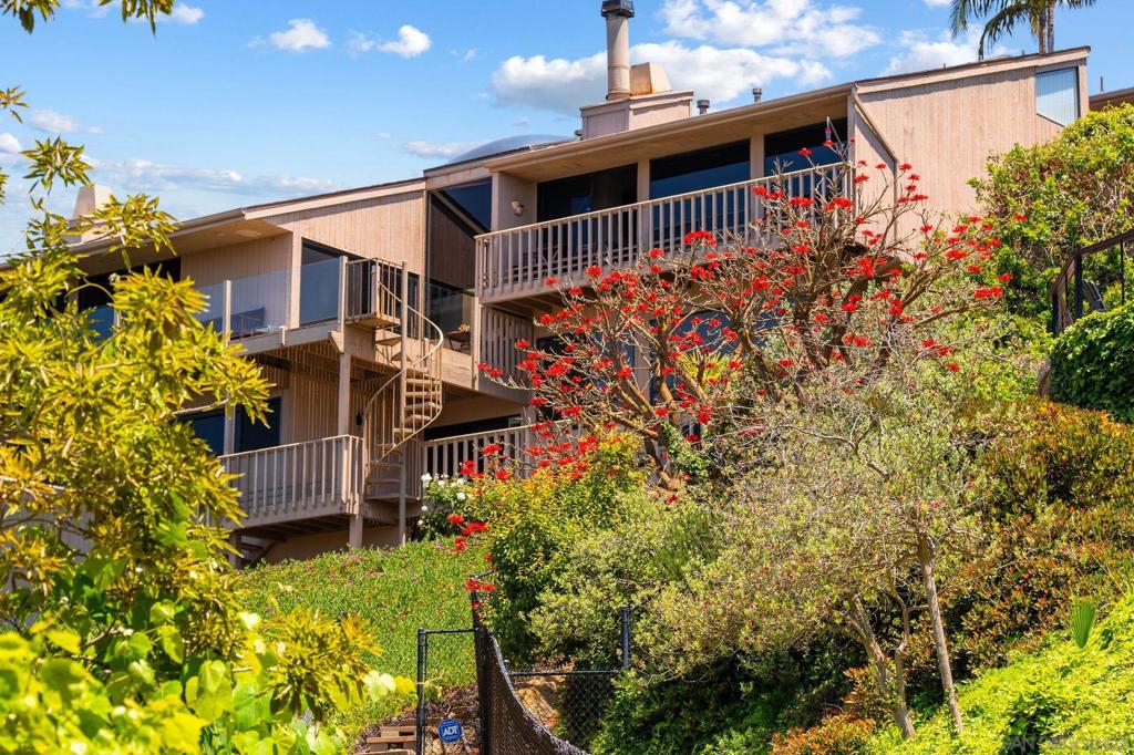 Del Mar - Residential