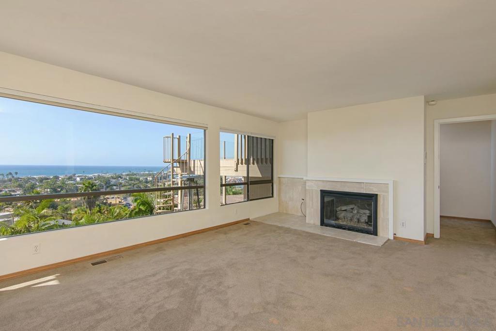 Del Mar - Residential