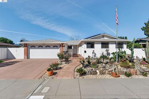 Photo of 1450 Kolln St St, Pleasanton, CA 94566 (MLS # 41127703)