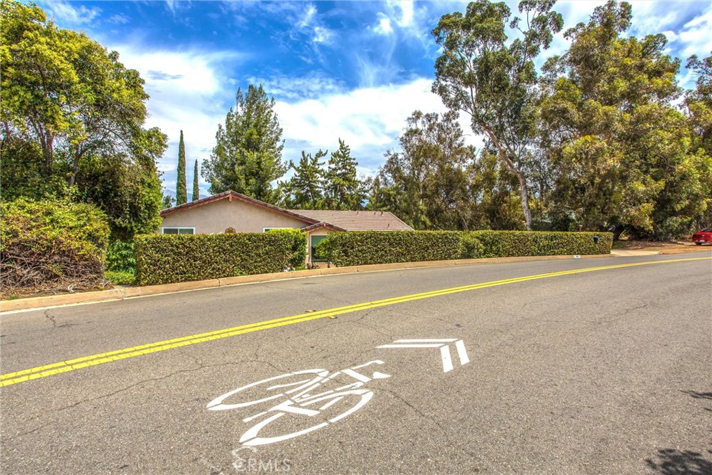505 E Sunset Drive N