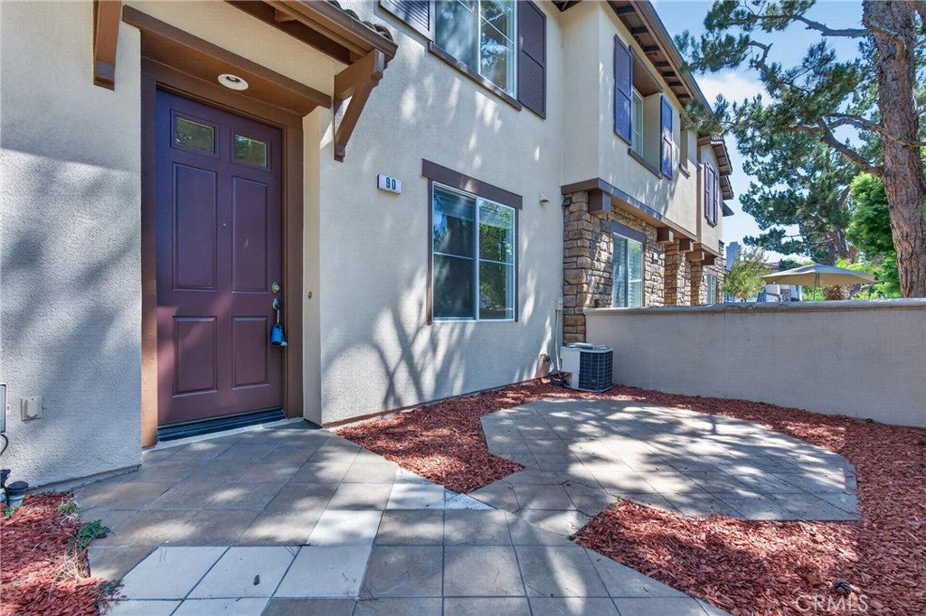 90 Topaz, Irvine CA 92602