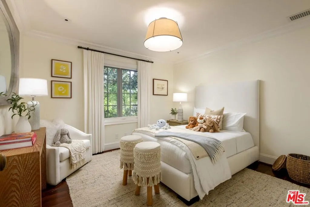 Santa Barbara, California 93108, United States, 5 Bedrooms Bedrooms, ,5 BathroomsBathrooms,Residential,Active,251681