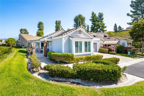 Photo of 28149 Manchuca, Mission Viejo, CA 92692 (MLS # OC26186541)