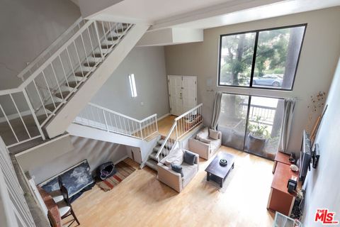 Photo of 11753 Mayfield Avenue #7, Los Angeles, CA 90049 (MLS # 26671203)