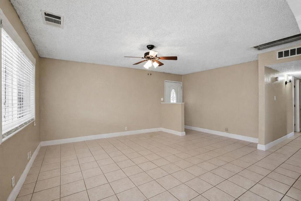 154 N Santa Rosa Street