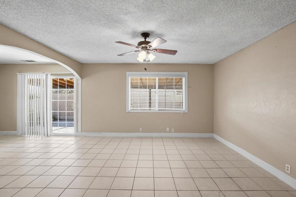 154 N Santa Rosa Street