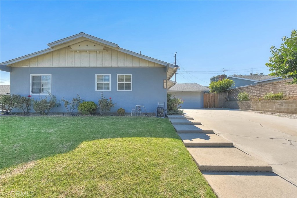 2740 Batson