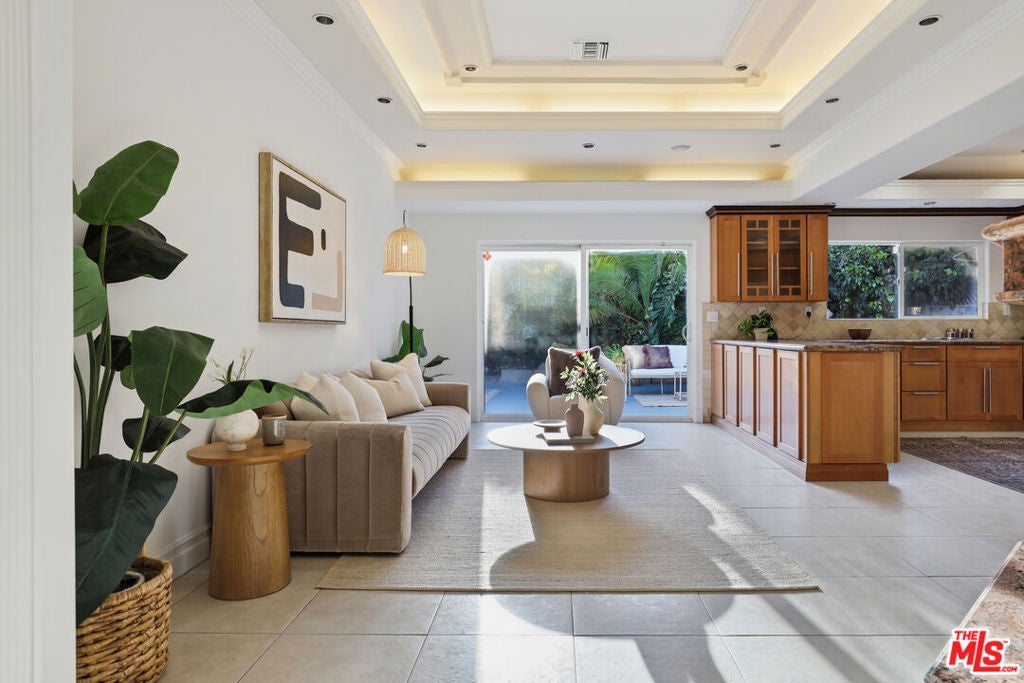 1317 Sinaloa Drive