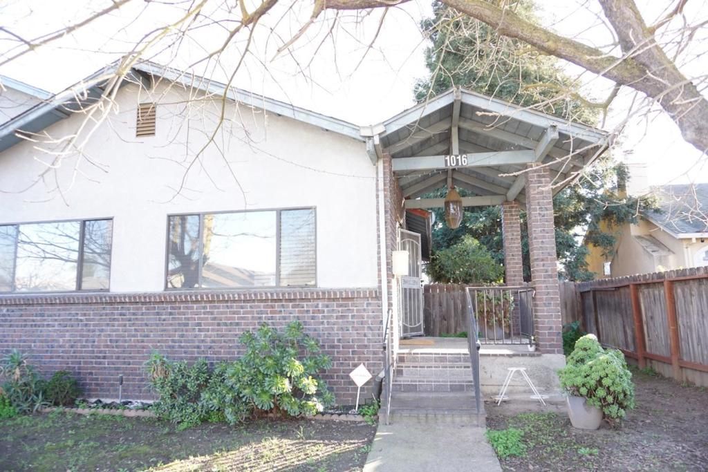 Photo of 1016 Lombardy Drive, Modesto, CA 95351 (MLS # ML82030979)