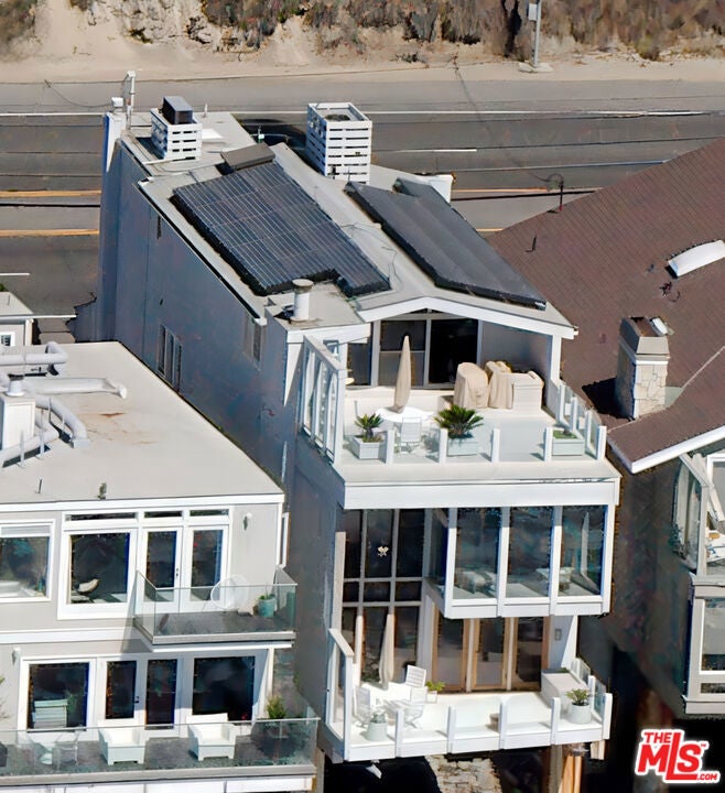 19108 Pacific Coast Highway