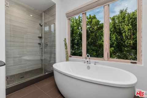 Tiny photo for 1251 N Formosa Avenue, West Hollywood, CA 90046 (MLS # 26673541)