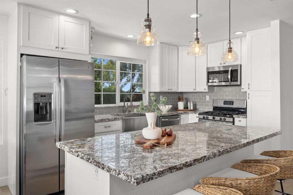 3498 Mission Mesa Way