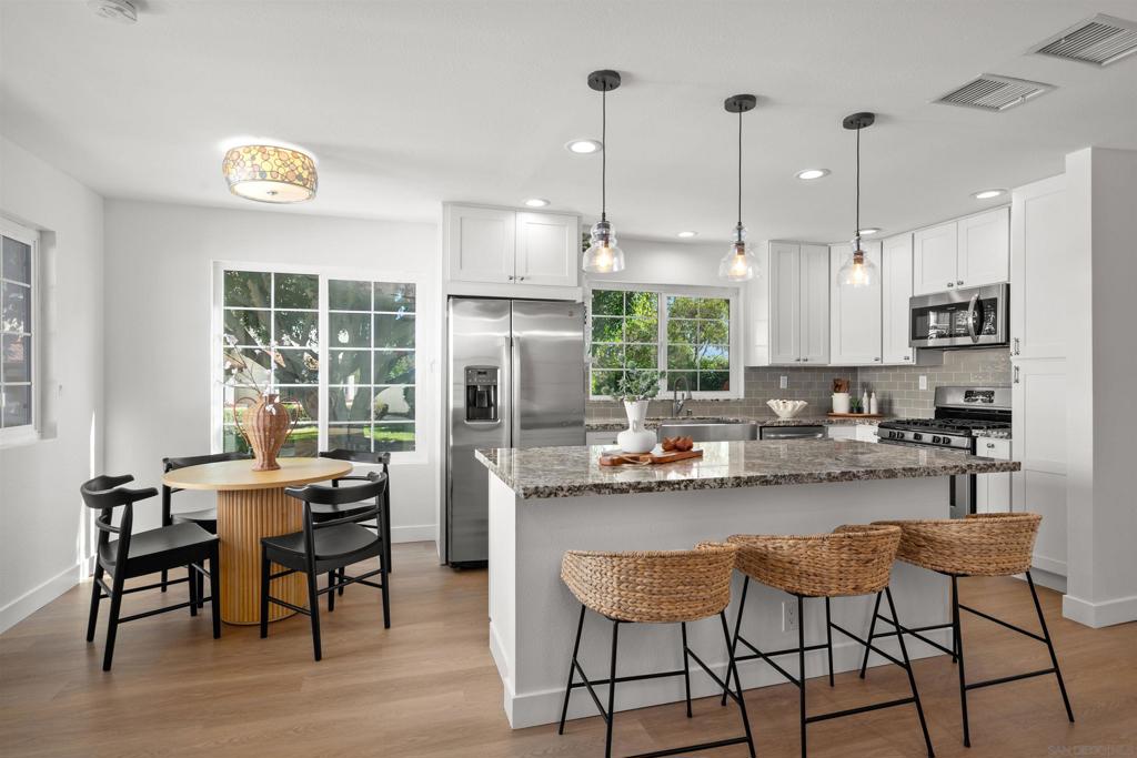 3498 Mission Mesa Way