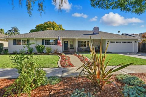 Photo of 2716 Lansford Avenue, San Jose, CA 95125 (MLS # ML82024929)