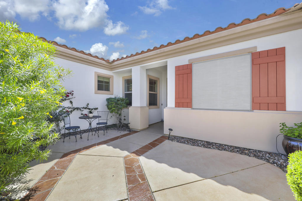 80459 Camino Santa Elise