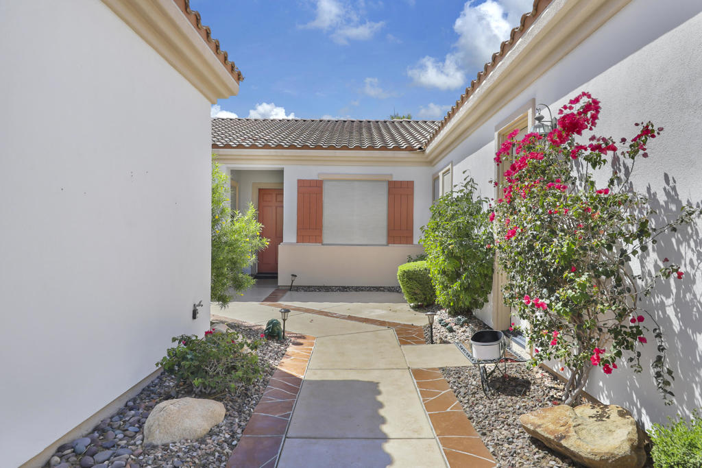 80459 Camino Santa Elise