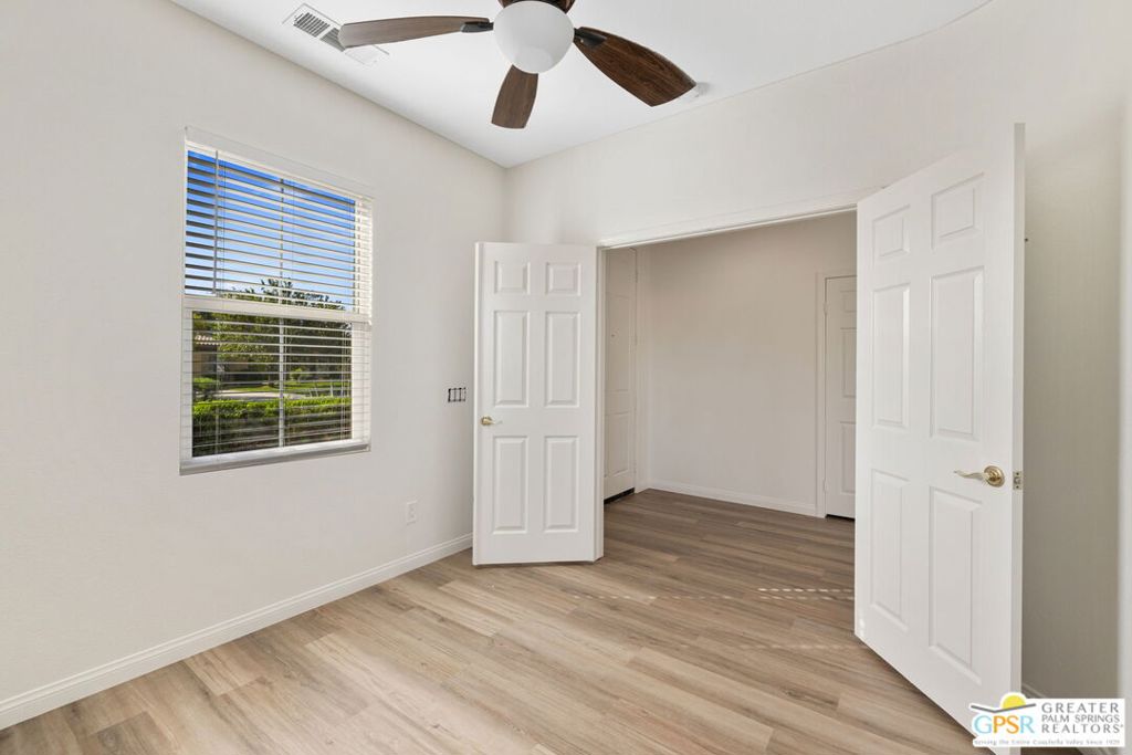 82011 Deniro Court