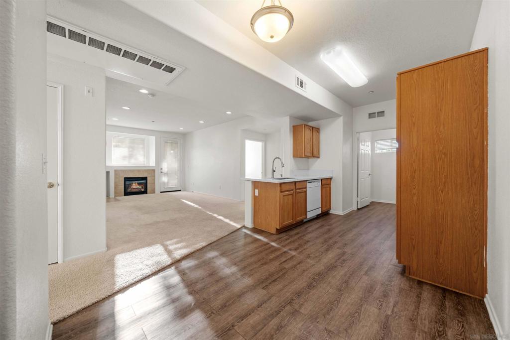 41410 Juniper St. 123