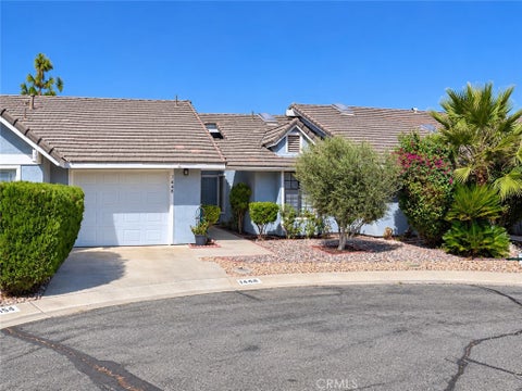 Photo of 1448 Bunker Hill CIR, San Jacinto, CA 92583 (MLS # SW26218788)