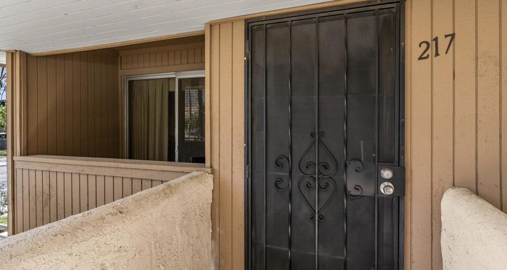 2875 N Los Felices Road 217