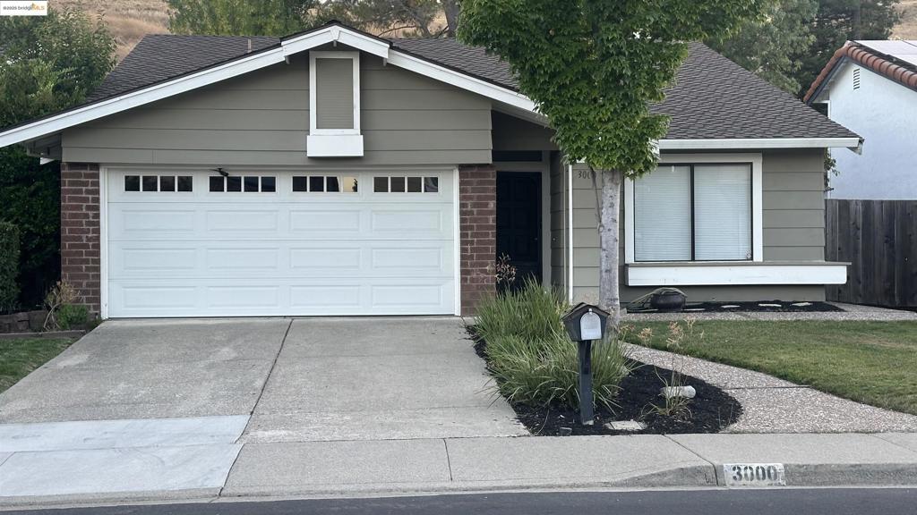 Welcome to this charming and spacious 3 bedroom 2 bath single level home in San Ramon's highly sought after Twin Creeks neighborhood. Bright and open living space, separate family and living rooms, perfect for gatherings or quiet relaxation. Functional kitchen with ample cabinet and granite counter space, stainless steel appliances, double oven and refrigerator. Primary bedroom with ensuite bath and generous close space, two additional bedrooms ideal for family, guests or a home office. Private backyard with patio, great for outdoor dining or play. Attached 2 car garage space. Located in the award winning San Ramon Valley school district. Minutes to Twin Creeks community amenities; tennis court and pool . Close to Bishop Ranch, City Center shopping, dining and entertainment. Easy access to major freeways! Apply with RentSpree https://apply.link/WBDSSgg