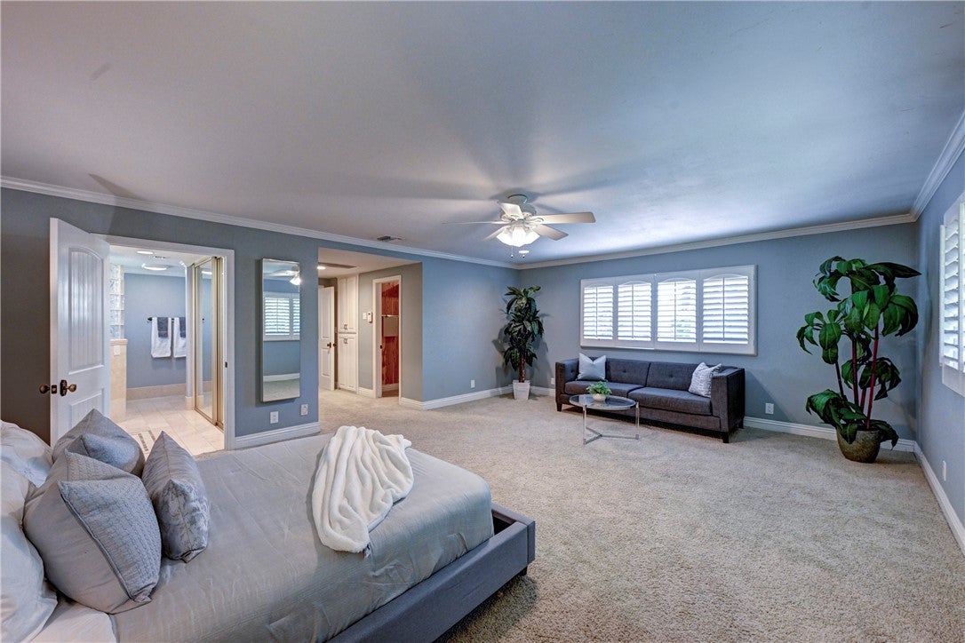 5561 Orchard
