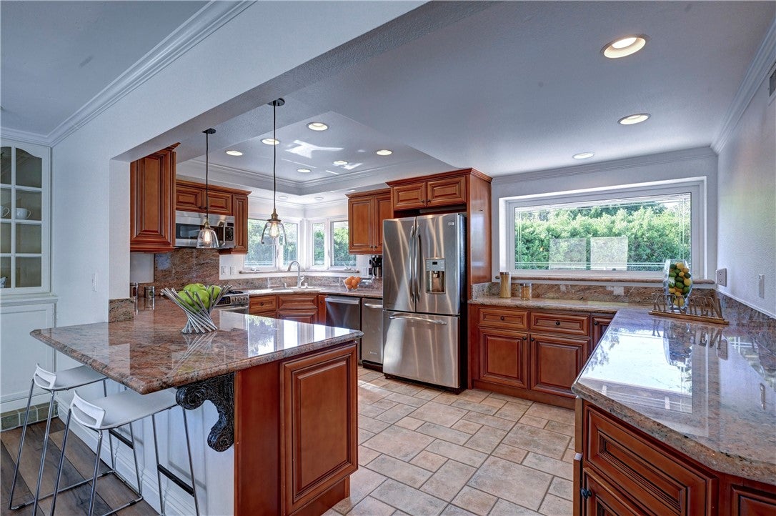 5561 Orchard