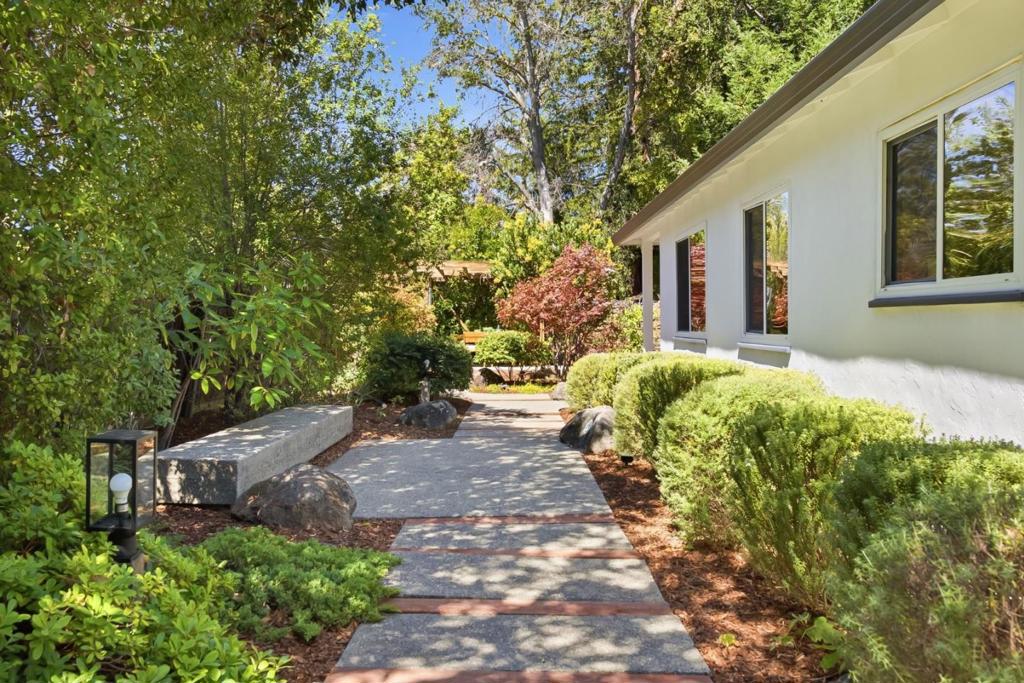 820 Chimalus Drive