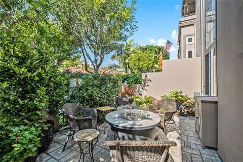 19373 Peachtree Cir, Huntington Beach, CA 92648 - MLS#: OC26008633