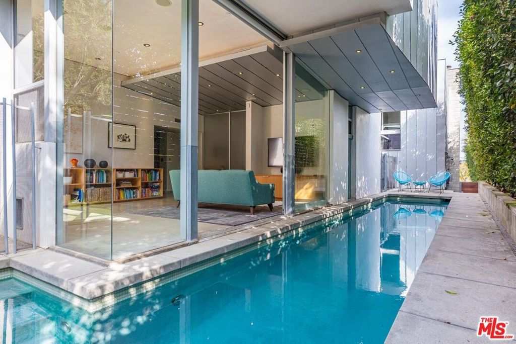 Photo of 2502 7th Street, Santa Monica, CA 90405 (MLS # 26661191)