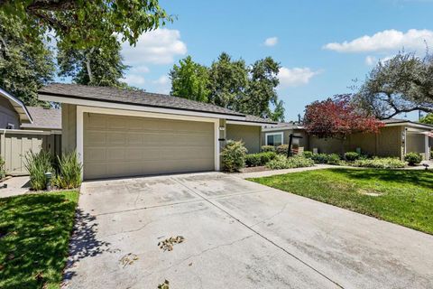 Photo of 1117 Silver Oak Court, San Jose, CA 95120 (MLS # ML82048526)