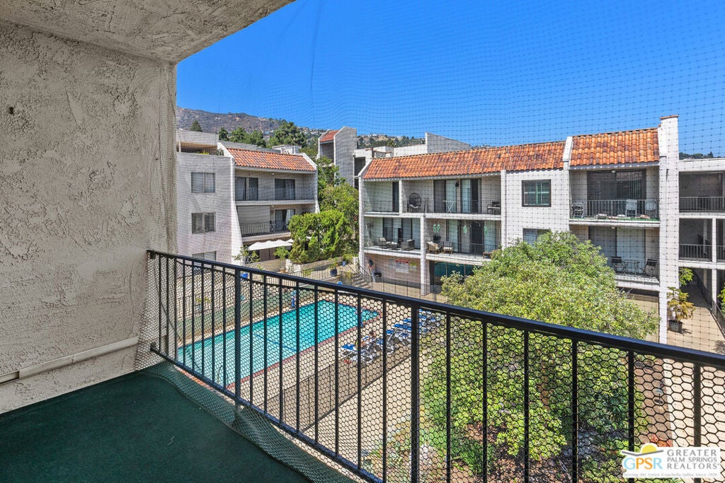1401 Valley View Road 321, Glendale CA 91202