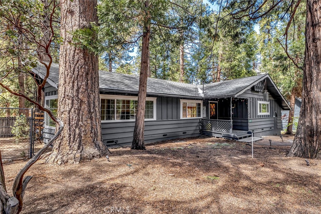 25145 Marion Ridge
