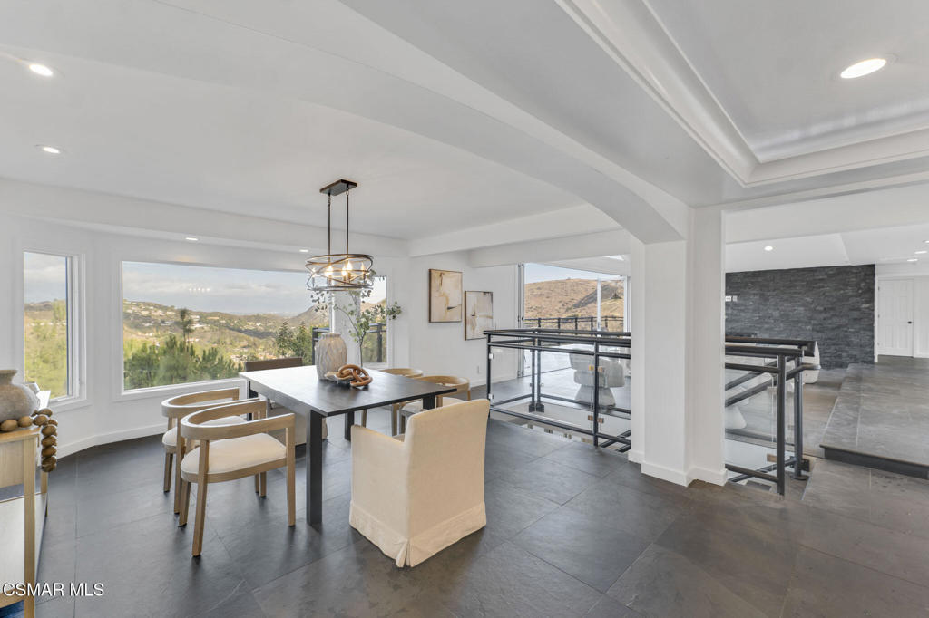 54 Saddlebow Road