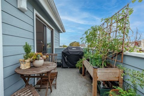 Photo of 16960 Algonquin Street #2-304, Huntington Beach, CA 92649 (MLS # OC26030785)