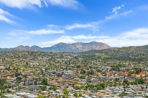 1216 Merritt Dr El Cajon CA 92020